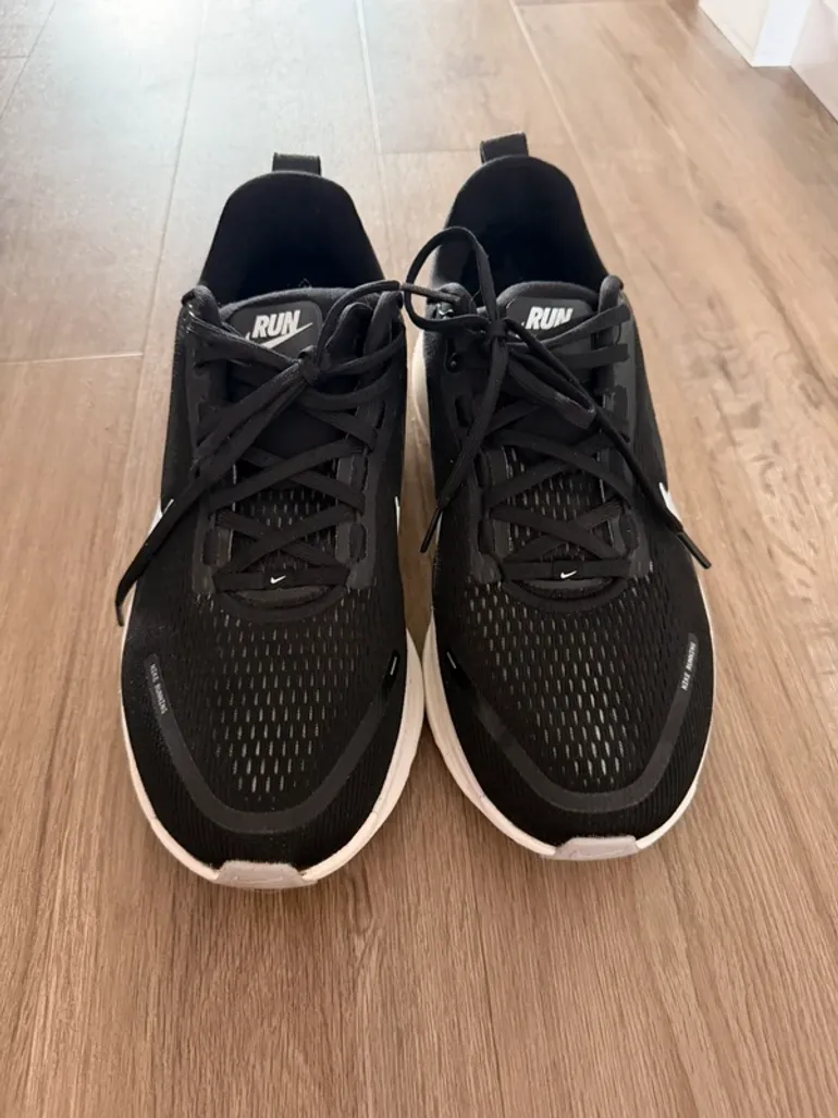 Použité Nike Zoom Vomero 18 bike — obrázek 4 z 9