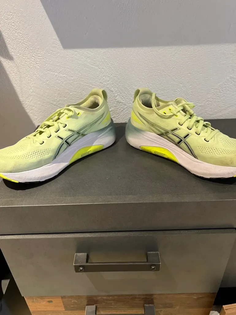 Brugt Asics Gel Kayano bike — billede 3 af 9