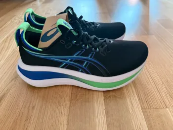 Used Asics GEL-NIMBUS 28 bike — image 11 of 15