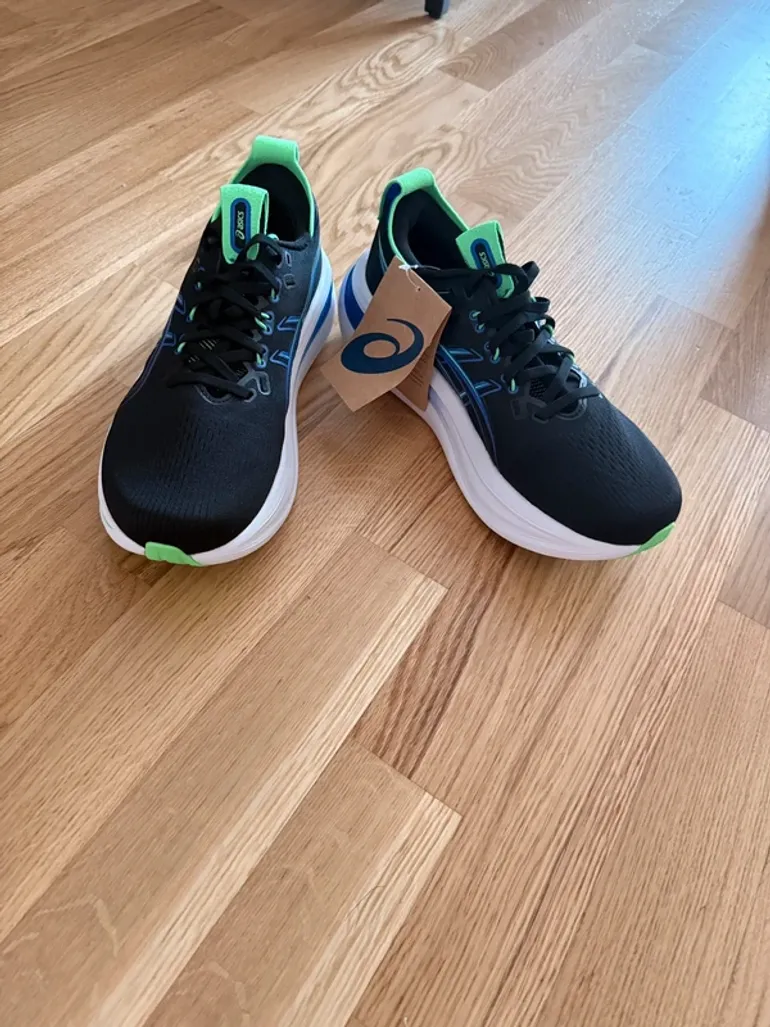 Used Asics GEL-NIMBUS 28 bike — image 2 of 15
