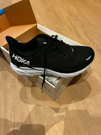 Used Hoka Baskets Running Shoes