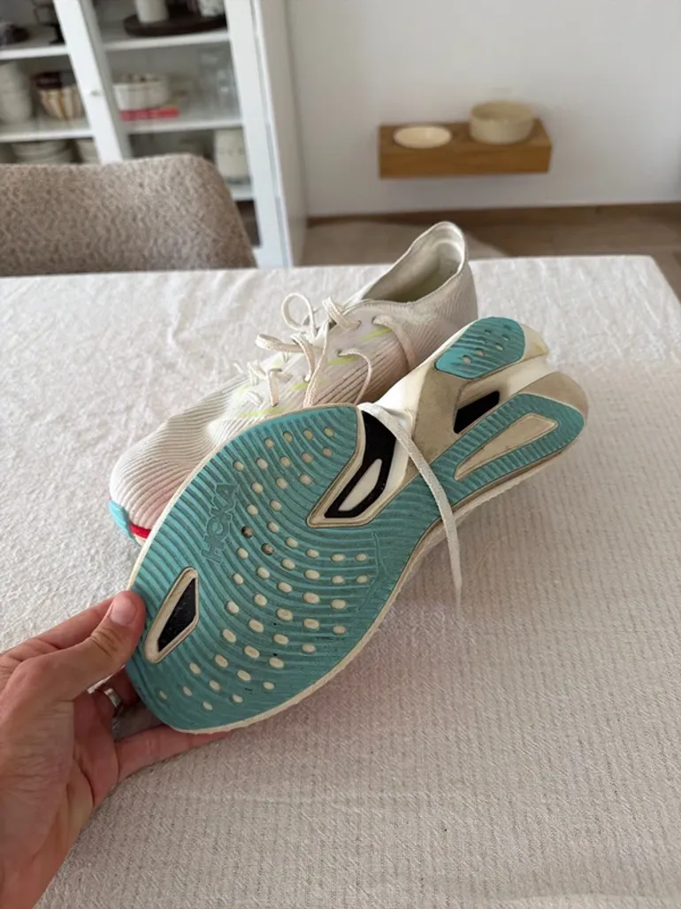 Hoka Cielo x1 bike d'occasion — image 4 sur 4