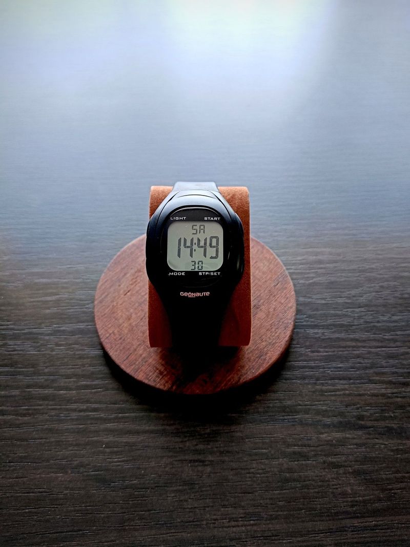 Used Geonaute Onrhythm 100 Sportwatch Electronics