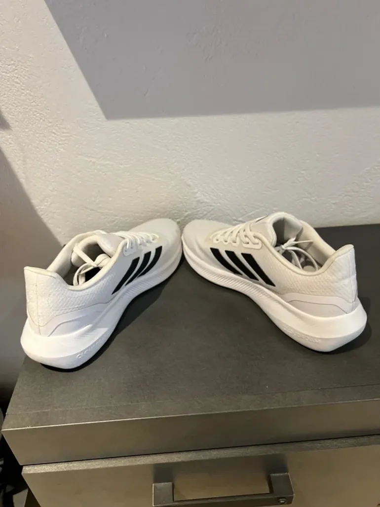 Used Adidas Runfalcon 3.0 bike — image 3 of 6