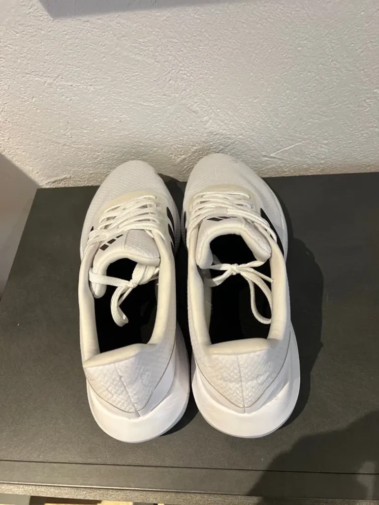 Used Adidas Runfalcon 3.0 bike — image 2 of 6