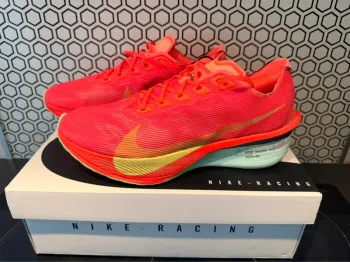 Nike Vaporfly Next 4 Running Shoes usato