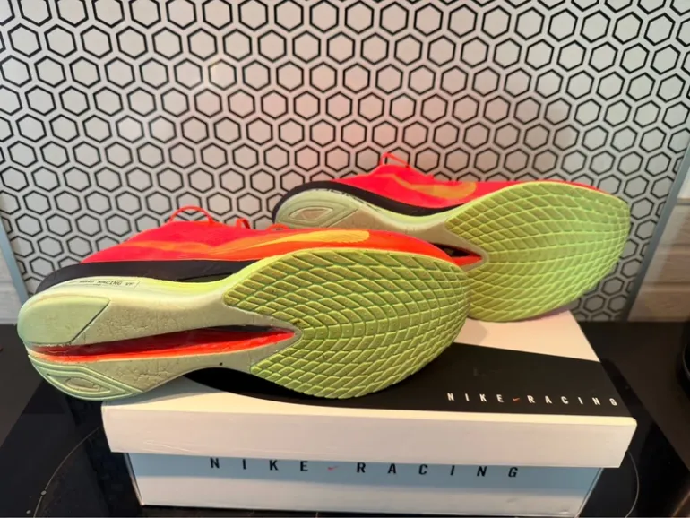 Used Nike Vaporfly Next 4 bike — image 3 of 11