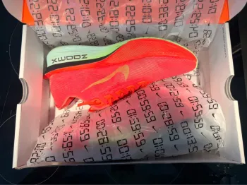 Used Nike Vaporfly Next 4 bike — image 7 of 11