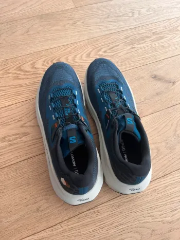 Brugt Salomon Ultra Glide 4 Running Shoes