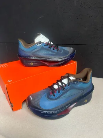Used Nike Zoomfly 6 Running Shoes