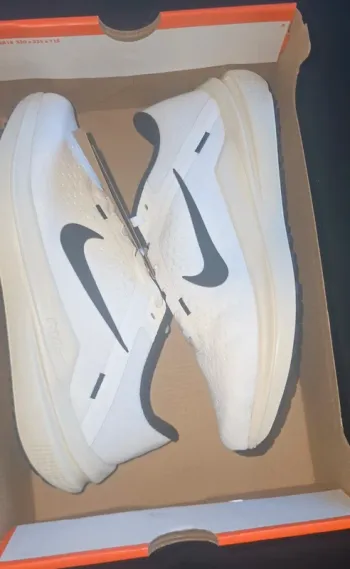 Gebrauchtes Nike Air Winflo 10 Running Shoes