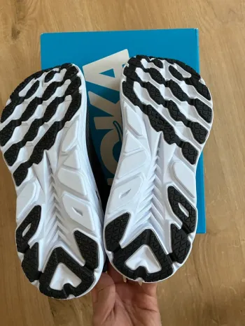 Used Hoka Clifton bike — image 4 of 5