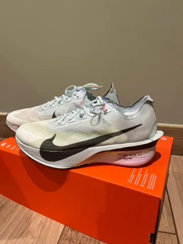 Used Nike ZoomX Vaporfly Next%4 Running Shoes