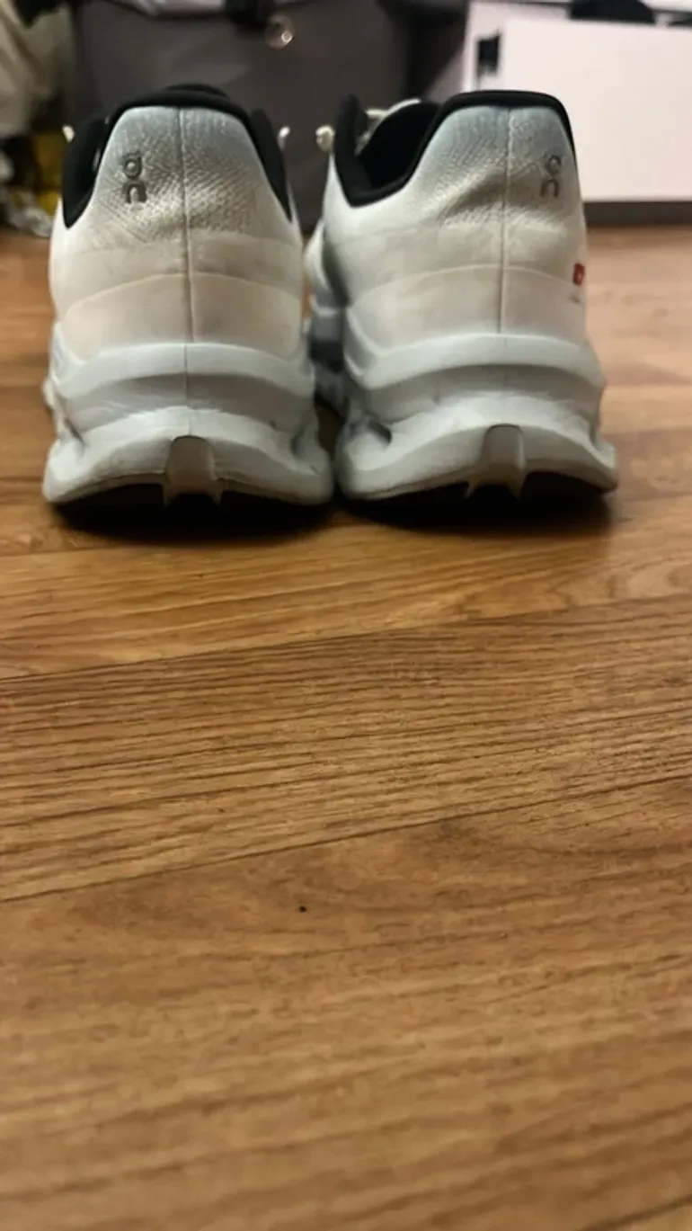 On Running Shoes bike d'occasion — image 7 sur 9
