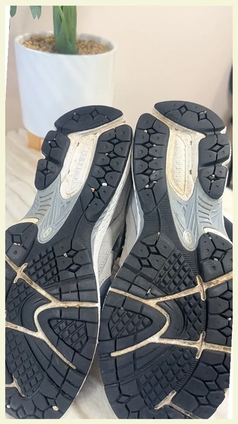 Used New Balance 2002r bike — image 11 of 14