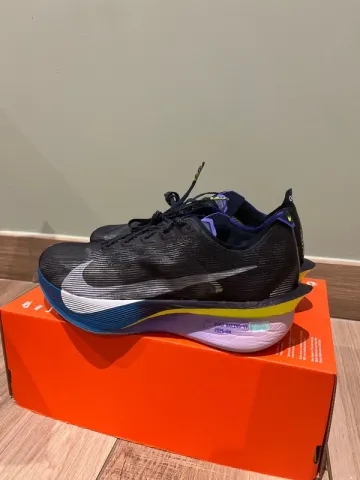 Used Nike ZoomX Vaporfly Next%4 Running Shoes