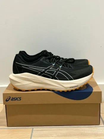 Used Asics Blazebast Running Shoes