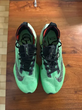 Used Nike Air Zoom Alphafly Next% 2 bike — image 3 of 7