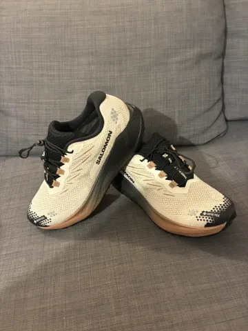 Używany Salomon Aero Blaze 4 Grvl Running Shoes