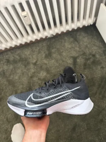 Použité Nike Air Zoom Tempo Next% bike — obrázek 12 z 13