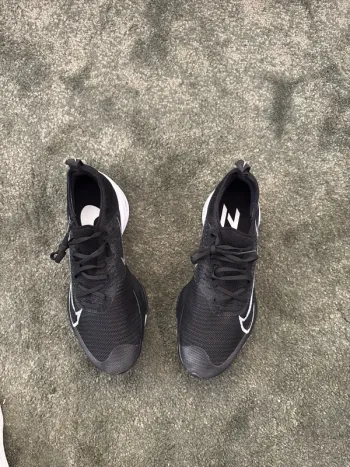 Použité Nike Air Zoom Tempo Next% bike — obrázek 8 z 13