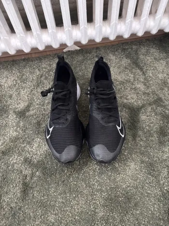 Použité Nike Air Zoom Tempo Next% bike — obrázek 3 z 13