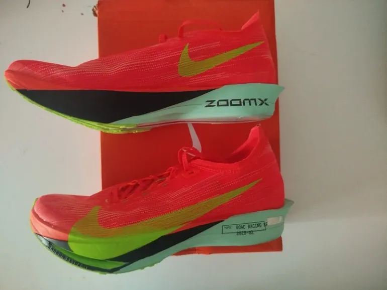 Tweedehands Nike Zoom Streakfly 2 bike — afbeelding 3 van 11