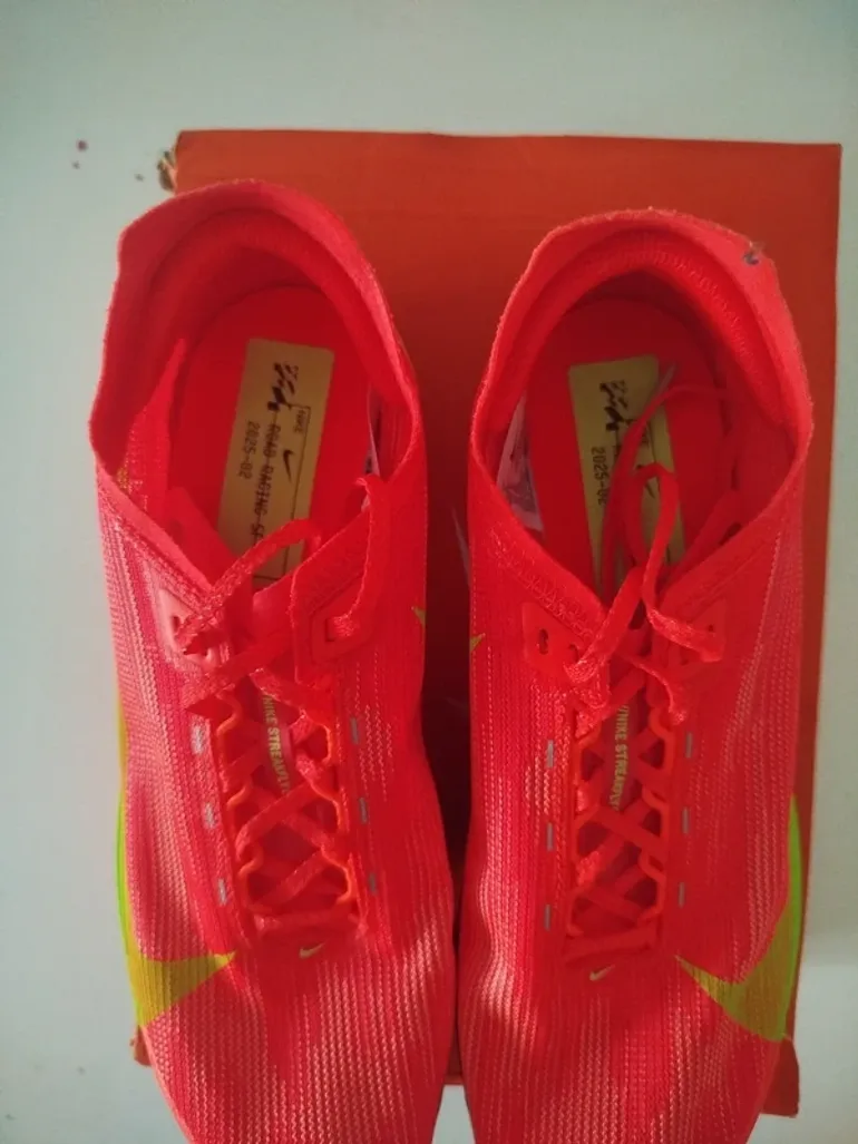 Tweedehands Nike Zoom Streakfly 2 bike — afbeelding 2 van 11