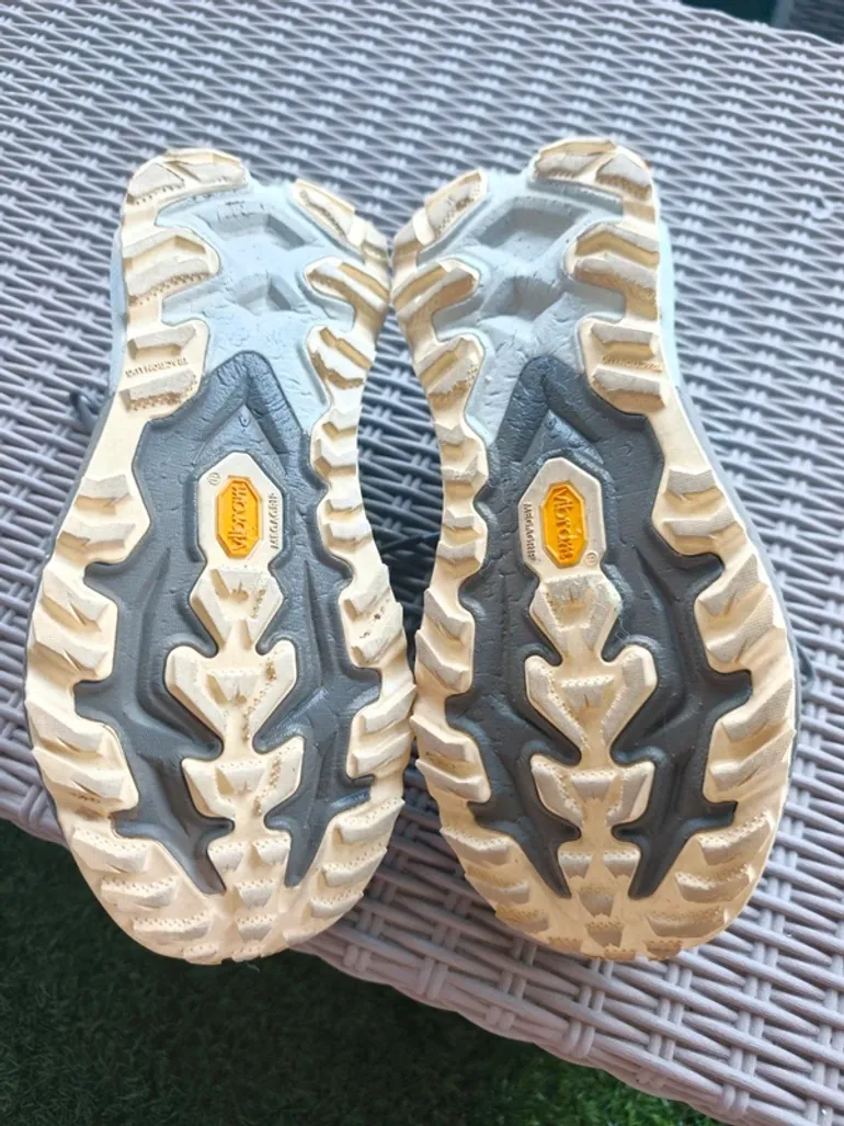 Used Hoka Mafate 5 bike — image 4 of 4