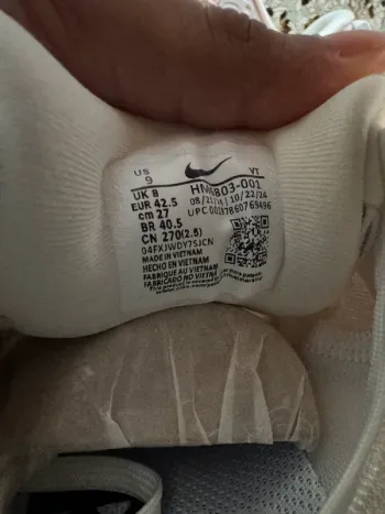 Used Nike Zoom X Vomero 18 bike — image 9 of 9