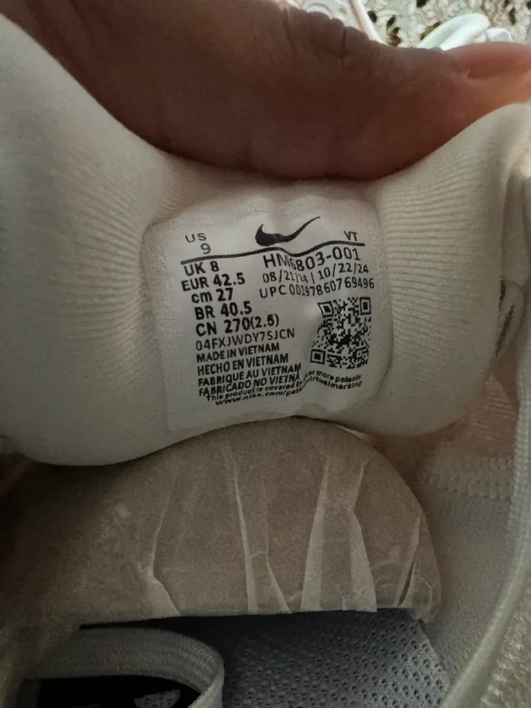 Used Nike Zoom X Vomero 18 bike — image 9 of 9