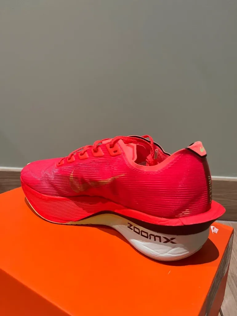 Käytetty Orange ZoomX Vaporfly Next%4 bike — kuva 3 / 10