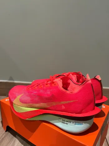 Käytetty Orange ZoomX Vaporfly Next%4 bike — kuva 2 / 10