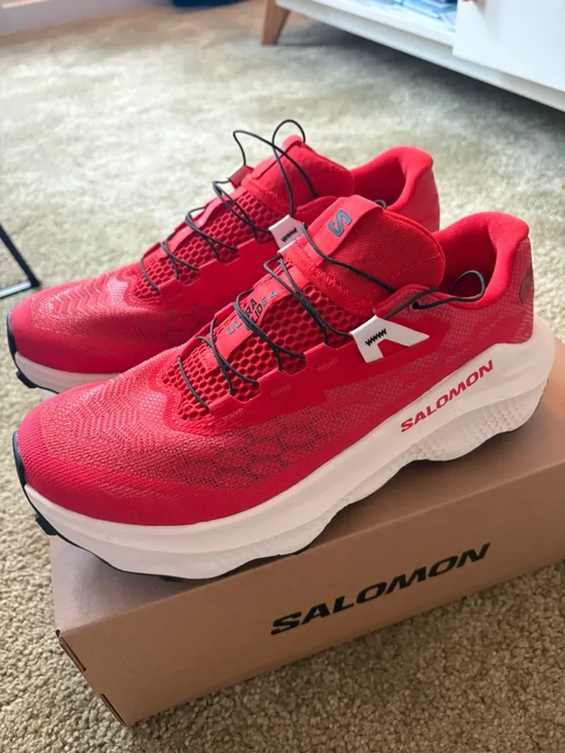 Used Salomon Ultra Glide 4 Running Shoes