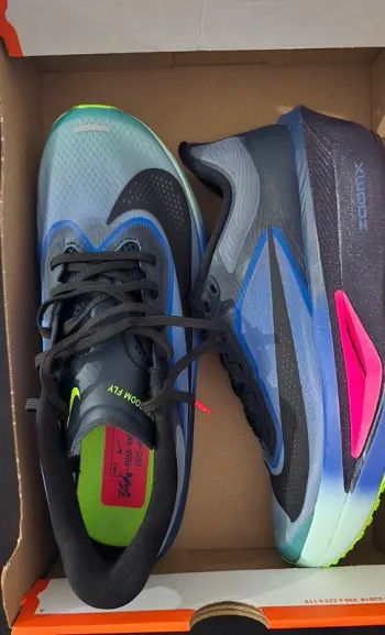 Używany Nike Zoom Fly 6 bike — zdjęcie 2 z 5