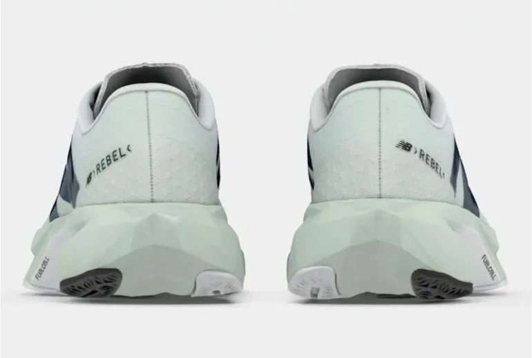 Käytetty New Balance FuelCell Rebel v4 bike — kuva 6 / 9
