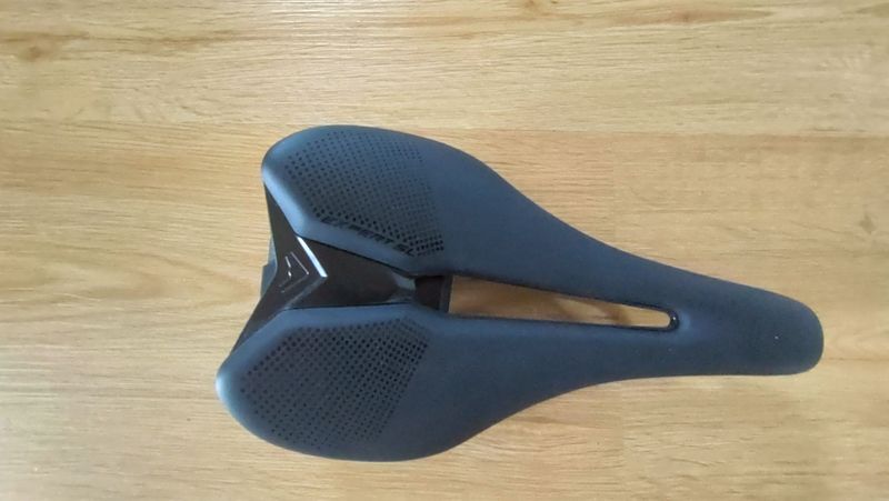 Použité Merida Expert SL Saddles & Seatposts