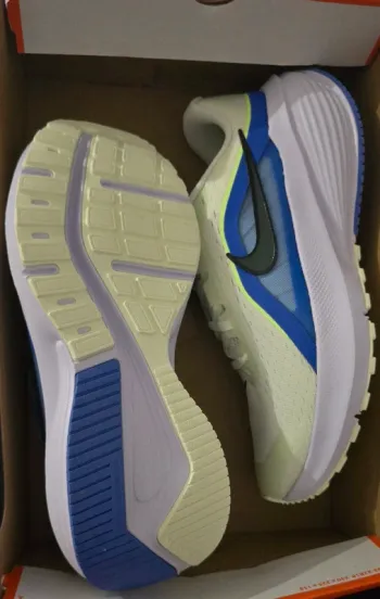 Used Nike Downshifter 14 Running Shoes