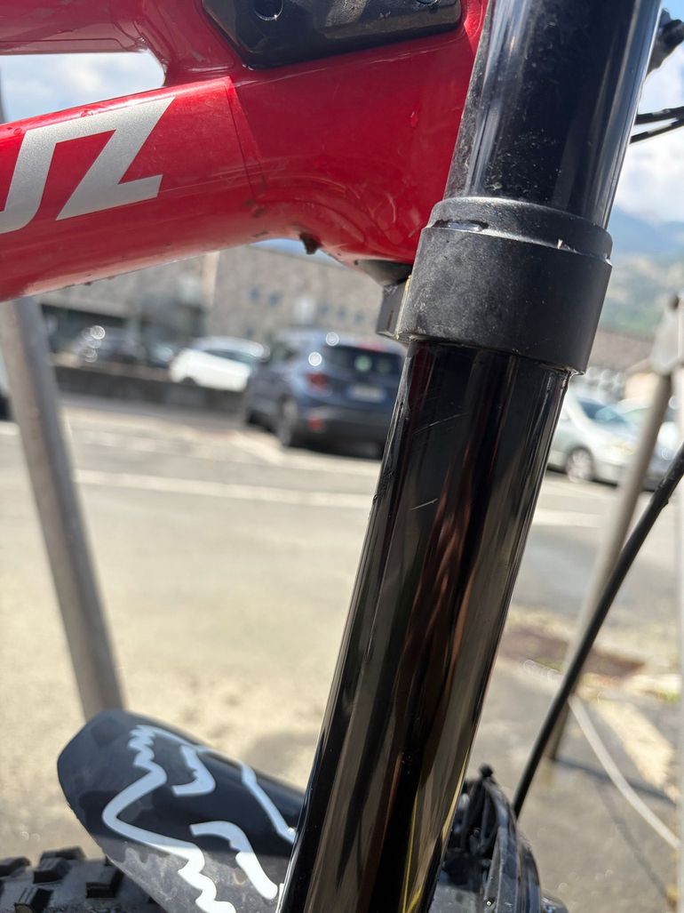 Used Fox 40 Performance Fork 2025 bike — image 5 of 6