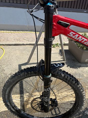 Used Fox 40 Performance Fork 2025 bike — image 3 of 6