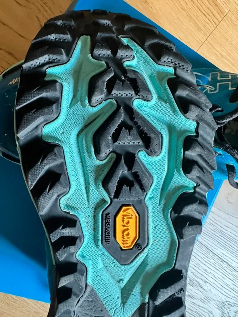 Used Hoka Mafate 5 bike — image 3 of 6