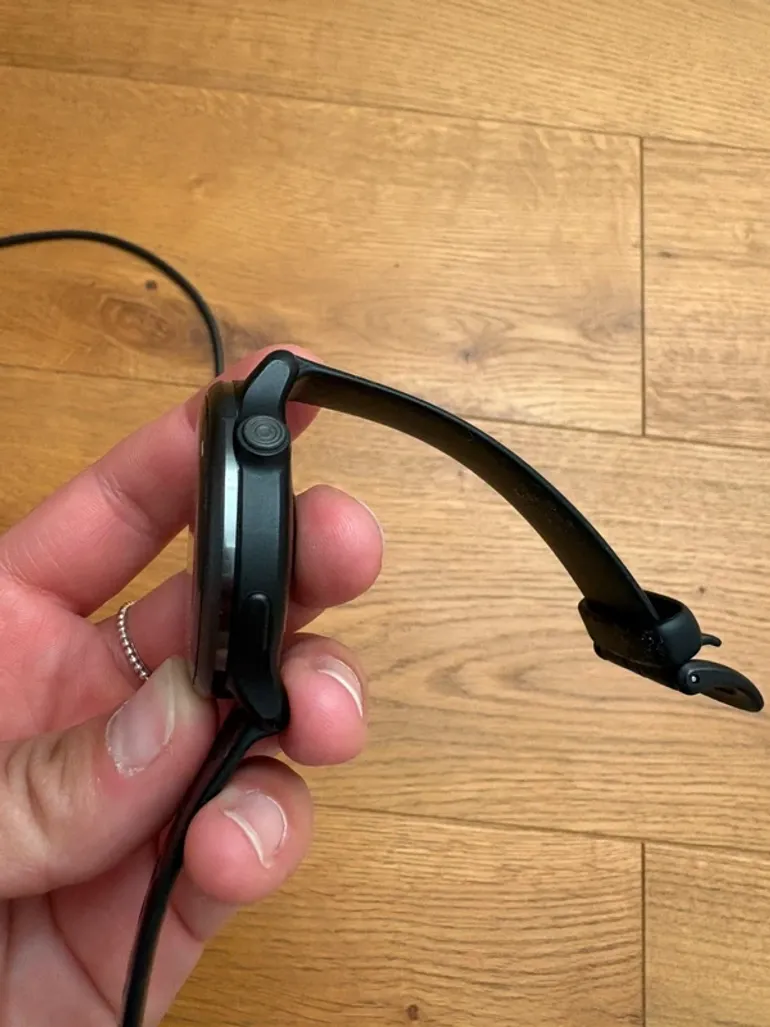 Used Garmin vívoactive 6 2025 bike — image 5 of 5