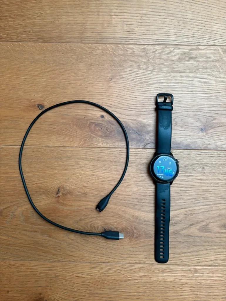 Used Garmin vívoactive 6 2025 bike — image 2 of 5