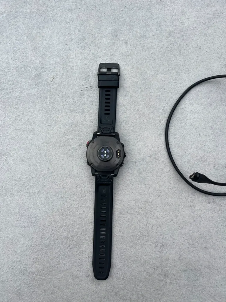 Used Garmin epix gen 2 sapphire bike — image 4 of 7
