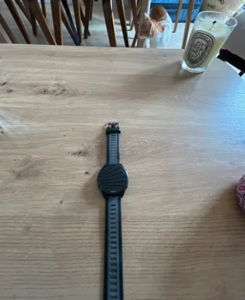 Used Garmin Forerunner 165 Music bike — image 3 of 4