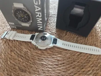Used Garmin Epix Gen 2 Sapphire bike — image 3 of 4