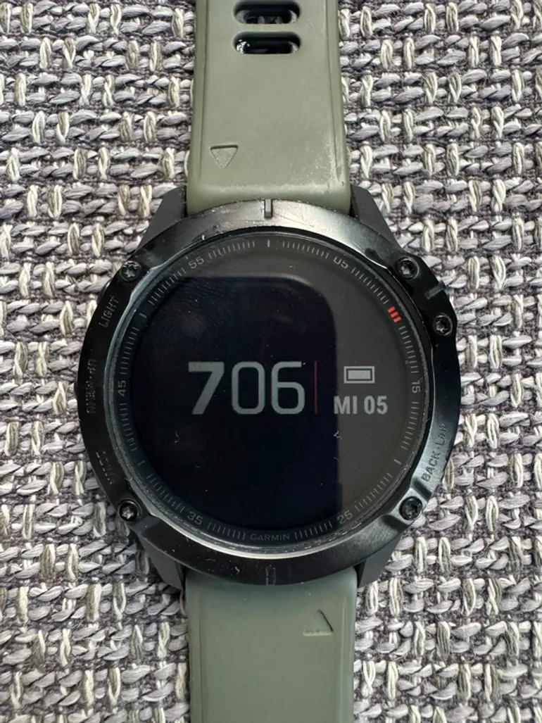 Used Garmin Fenix 6 Sapphire bike — image 2 of 4