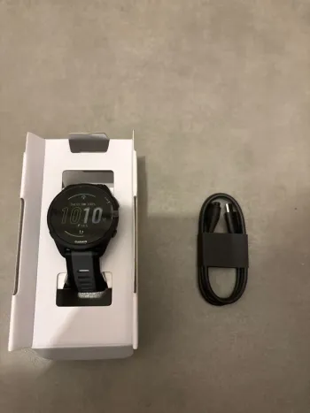 Used Garmin Forerunner 165 bike — image 2 of 4