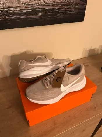Brugt Nike Sportschuhe Running Shoes
