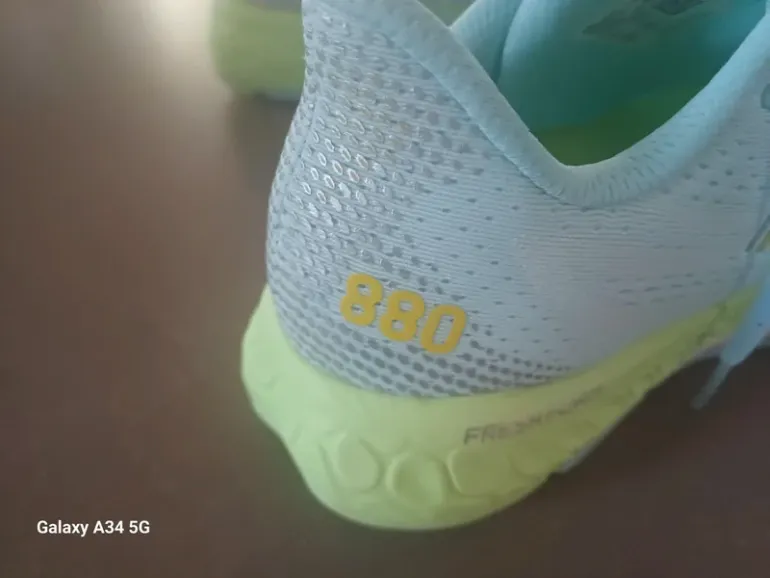 Used New Balance 880 bike — image 6 of 7